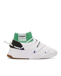 Sneakers alte bianche e verdi di Adidas Originals By Alexander Wang
