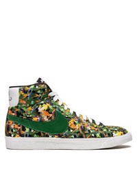 Sneakers alte di tela a fiori multicolori di Nike