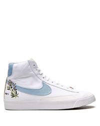 Sneakers alte di tela bianche e blu di Nike
