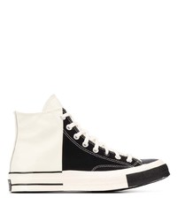 Sneakers alte di tela bianche e nere di Converse