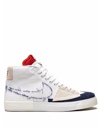 Sneakers alte di tela bianche e rosse e blu scuro di Nike