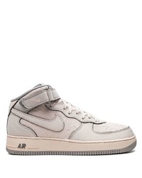 Sneakers alte di tela bianche di Nike