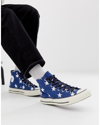 Sneakers alte di tela con stelle blu scuro