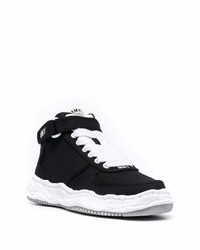 Sneakers alte di tela nere e bianche di Maison Mihara Yasuhiro