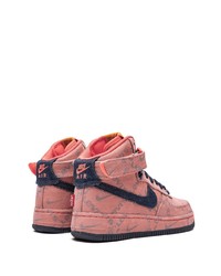 Sneakers alte di tela rosa di Nike