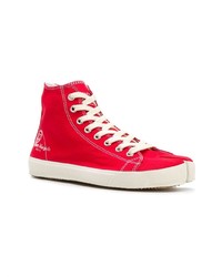 Sneakers alte di tela rosse di Maison Margiela
