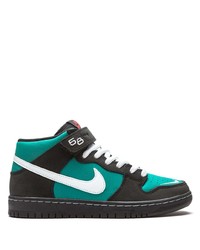 Sneakers alte di tela verdi di Nike
