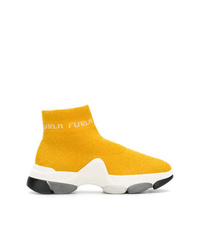Sneakers alte gialle di Furla