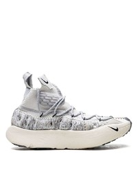 Sneakers alte grigie di Nike