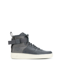 Sneakers alte grigio scuro di Nike