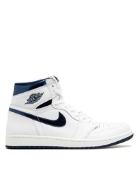 Sneakers alte in pelle bianche e blu scuro di Jordan