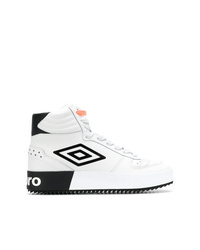 Sneakers alte in pelle bianche e nere di Umbro Projects