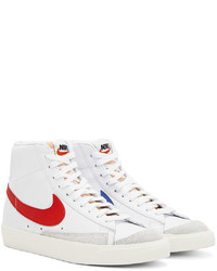 Sneakers alte in pelle bianche e rosse di Nike