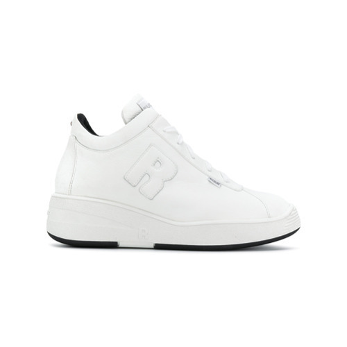 Sneakers alte in pelle bianche di Rucoline, €135 | farfetch.com | Lookastic