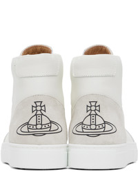 Sneakers alte in pelle bianche di Vivienne Westwood