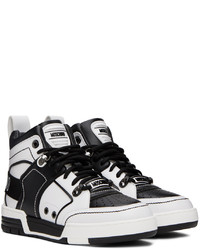 Sneakers alte in pelle grigie di Moschino