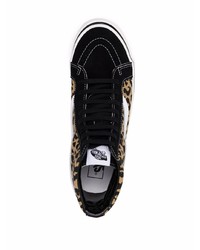 Sneakers alte in pelle leopardate nere di Vans