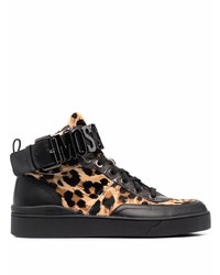 Sneakers alte in pelle leopardate nere di Moschino
