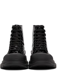 Sneakers alte in pelle nere di Alexander McQueen