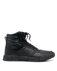 Sneakers alte in pelle nere di Calvin Klein