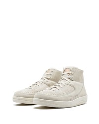 Sneakers alte in pelle scamosciata beige di Jordan