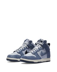 Sneakers alte in pelle scamosciata bianche e blu di Nike