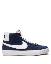 Sneakers alte in pelle scamosciata blu scuro e bianche di Nike