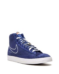 Sneakers alte in pelle scamosciata blu scuro di Nike