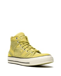 Sneakers alte in pelle scamosciata gialle di Converse