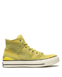Sneakers alte in pelle scamosciata gialle di Converse