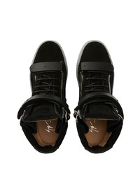 Sneakers alte in pelle scamosciata nere di Giuseppe Zanotti