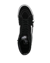 Sneakers alte in pelle scamosciata nere di Vans