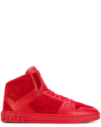 Sneakers alte in pelle scamosciata rosse di Versace