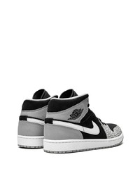 Sneakers alte in pelle scamosciata stampate nere di Jordan