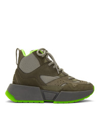 Sneakers alte in pelle scamosciata verde oliva di MM6 MAISON MARGIELA