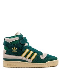 Sneakers alte in pelle scamosciata verde scuro di adidas