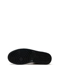 Sneakers alte in pelle scozzesi nere di Jordan