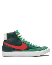 Sneakers alte in pelle verde scuro di Nike