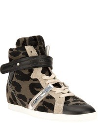 Sneakers alte leopardate marroni di Barbara Bui