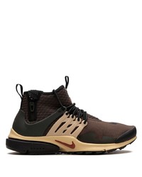 Sneakers alte marrone scuro di Nike
