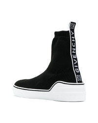 Sneakers alte nere di Givenchy, €502 | farfetch.com | Lookastic