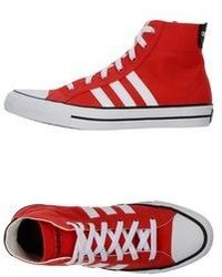 Sneakers alte rosse e bianche