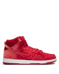 Sneakers alte rosse di Nike
