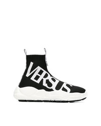 Sneakers alte stampate nere di Versus