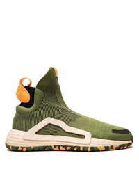 Sneakers alte verde oliva di adidas