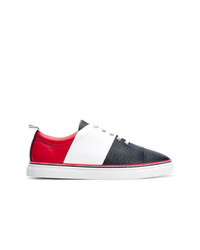 Sneakers basse a righe orizzontali bianche e rosse e blu scuro di Thom Browne