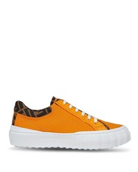 Sneakers basse arancioni di Fendi