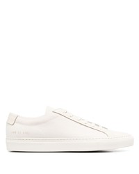Sneakers basse beige di Common Projects