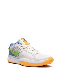 Sneakers basse beige di Nike