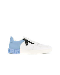 Sneakers basse bianche e blu di Versace